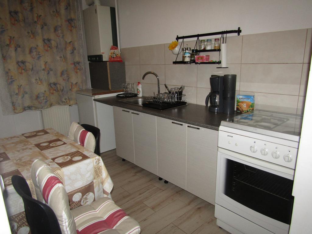 Gina Apartament Apartment ซีบิว ภายนอก รูปภาพ